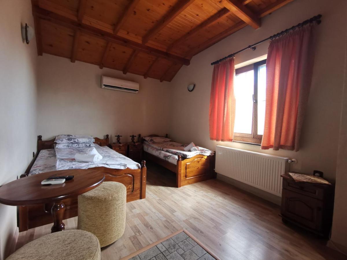 Възрожденски Комплекс Чардакъ Сопот Exterior foto